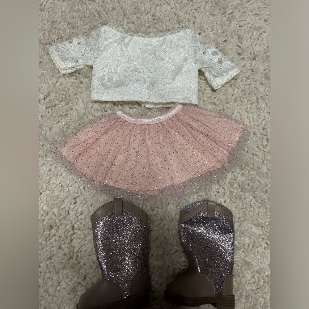 American Girl Retired Tenneys Spotlight Outfit